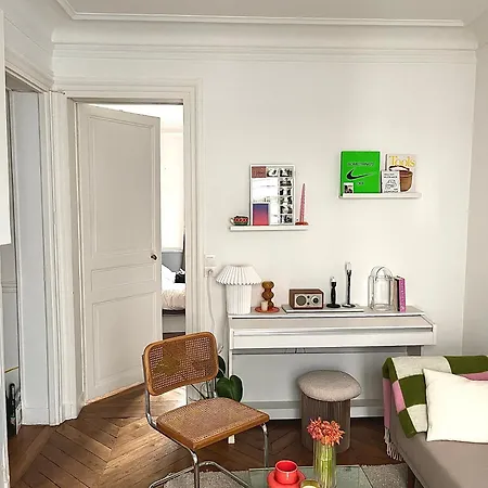 Appartamento Haussmannien Au Coeur Du 11e *