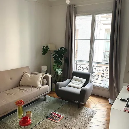 Appartamento Haussmannien Au Coeur Du 11e *